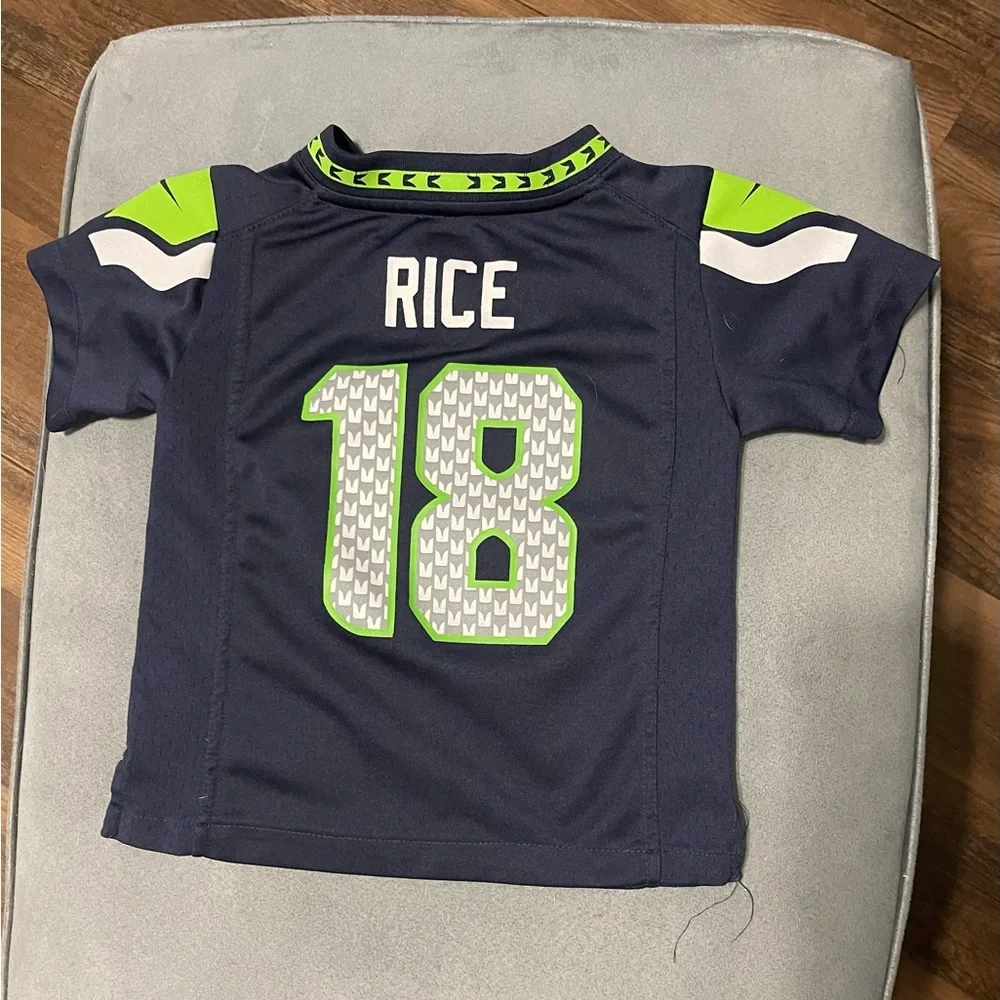 3T Seattle Seahawks Jersey - Picture 2 of 2